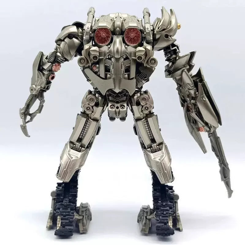 20cm SS13 Decepticons Old Leader Transforming Robot Toy Premium Painted Tank Megatron Action Figure Desktop Ornament Boys Gift