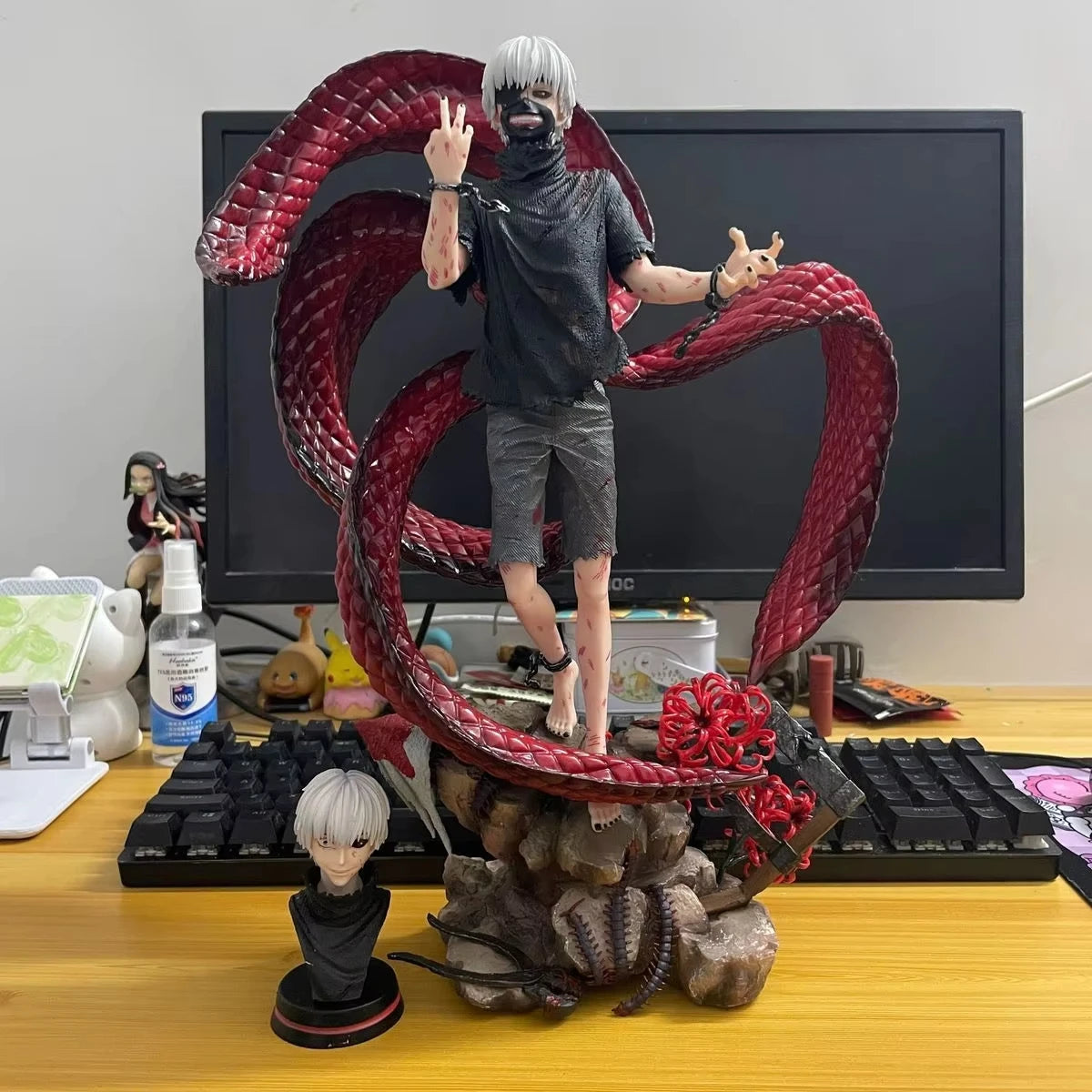 Tokyo Ghoul Figurine Kaneki Ken Action Figure 39cm Pvc Gk Statue Model Changeable Head Ornament Collection Desk Decoration Gifts