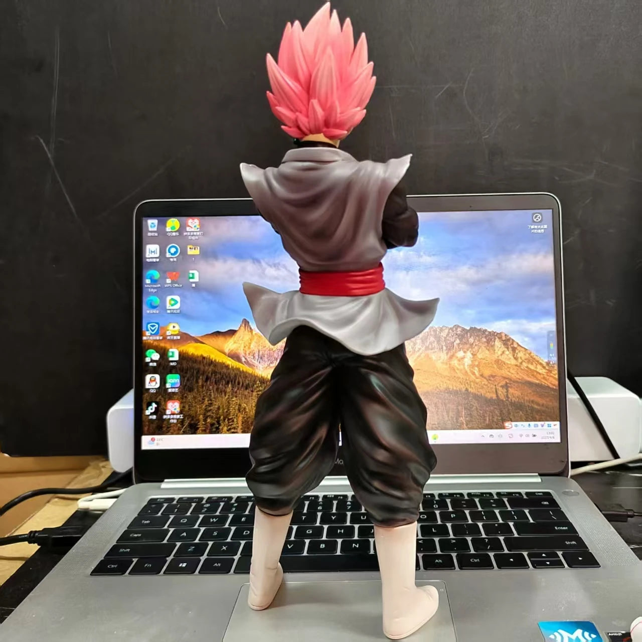27cm Dragon Ball Z Figure Super Saiyan Goku Black Zamasu Mask Action Figure Pvc Model Statue Collection Decoration
