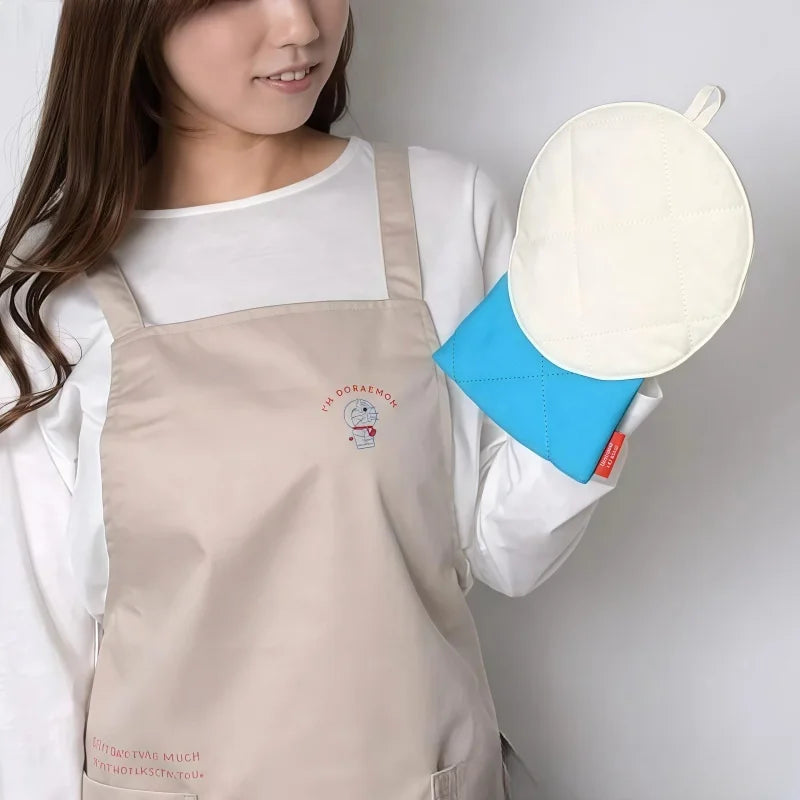 Cute Doraemon Microwave Gloves & Bowl Mat – Heat-Resistant Cartoon Kitchen Set