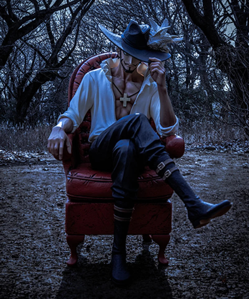 Dracule Mihawk Figure – One Piece Creator x Stylist Original Collectible