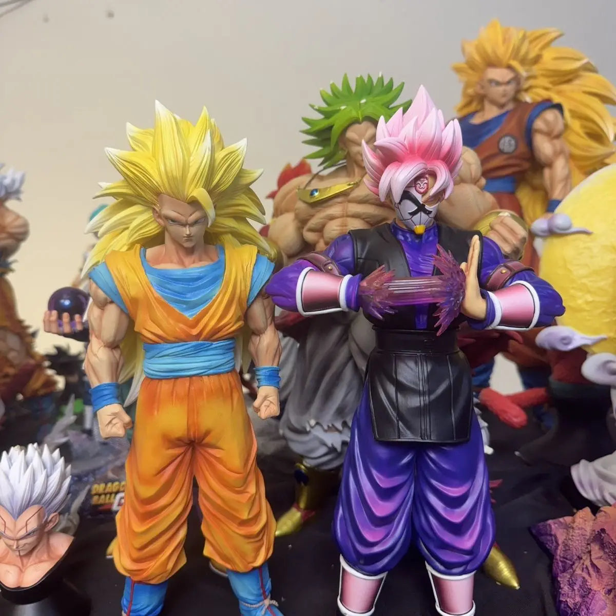 Dragon Ball Anime Son Goku Figure 31cm Super Saiyan Rose Goku Figurine Pvc Gk Statue Model Collection Room Decora Desk Toys Gift