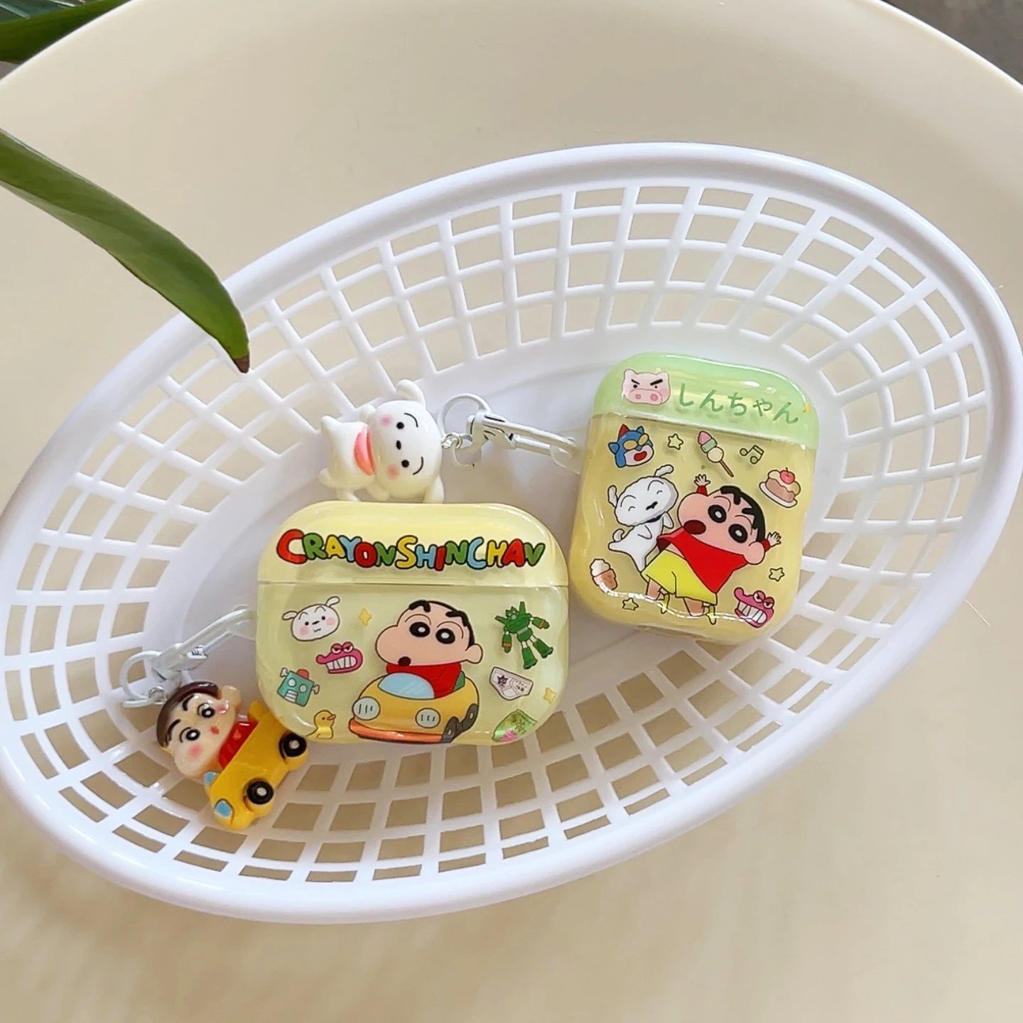 Shin-chan AirPods Case – Cute & Fun Anti-Drop Cover for Pro/Pro 2/3/4