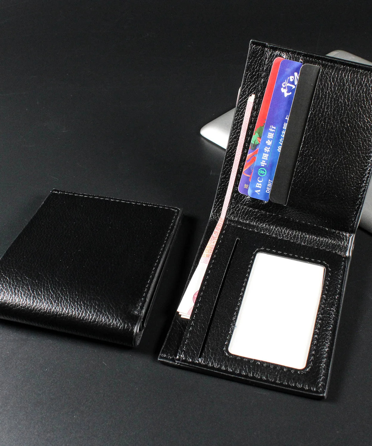 One Piece Pu Leather Wallet for Men Foldable Short Wallets Luffy Zoro Chopper Coin Purse Man Multi-slot Credit ID Card Holder