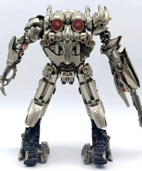 20cm SS13 Decepticons Old Leader Transforming Robot Toy Premium Painted Tank Megatron Action Figure Desktop Ornament Boys Gift