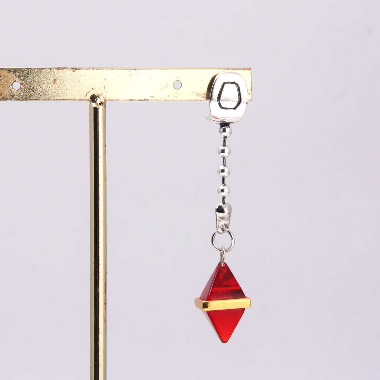 Kurapika Cosplay Ear Clip No Piercing Eardrop Anime Hunter x Hunter Drop Earrings for Women Men Jewelry Gift