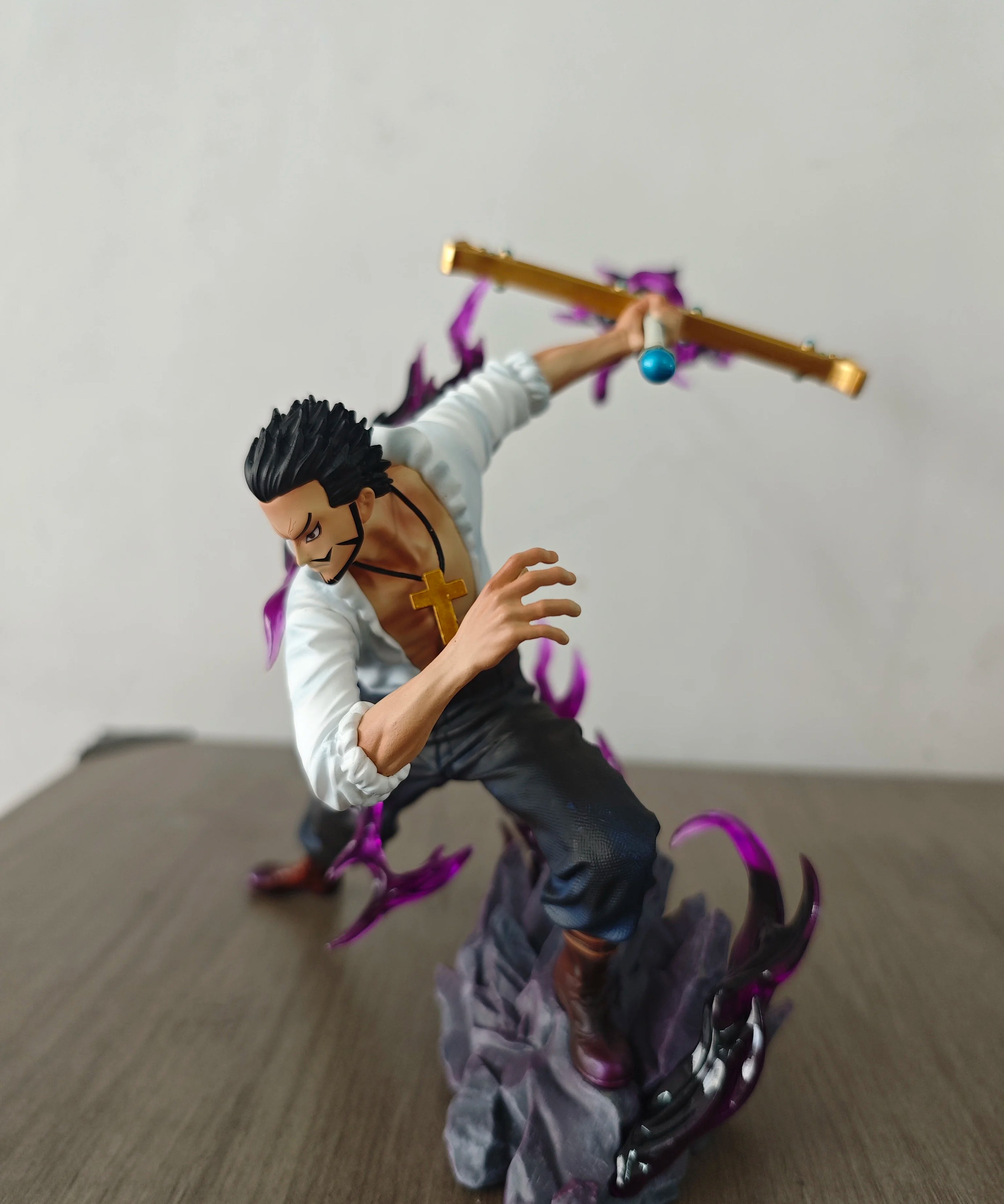 23cm One Piece Dracule Mihawk Figures Mi Hawk Anime Figure Action Figure Pvc Model Statue Collection Decoration Toys Gift Doll