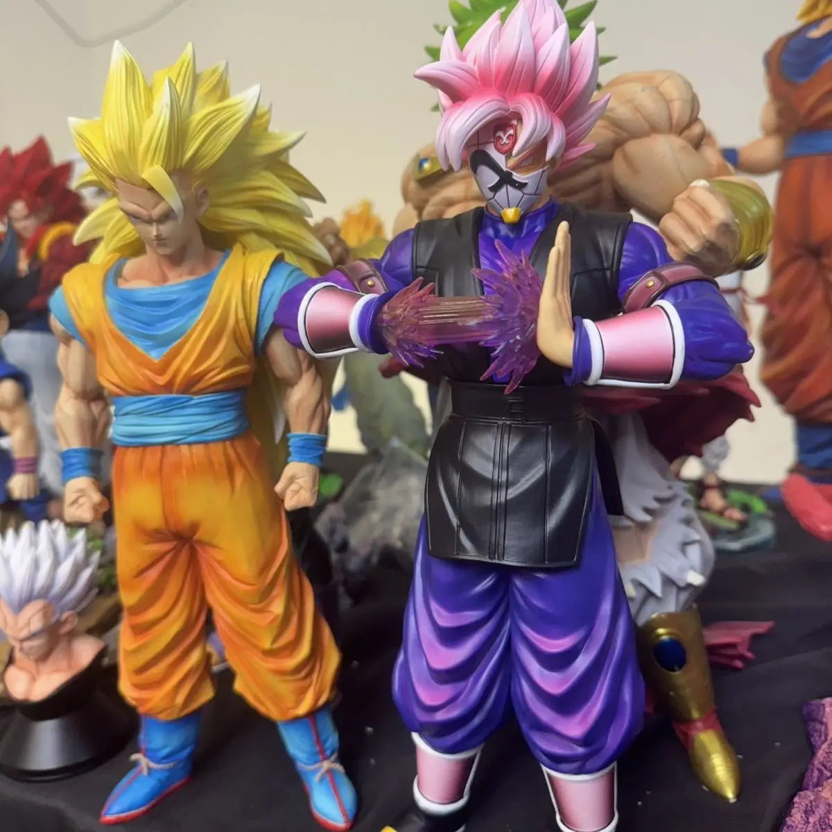 Dragon Ball Anime Son Goku Figure 31cm Super Saiyan Rose Goku Figurine Pvc Gk Statue Model Collection Room Decora Desk Toys Gift