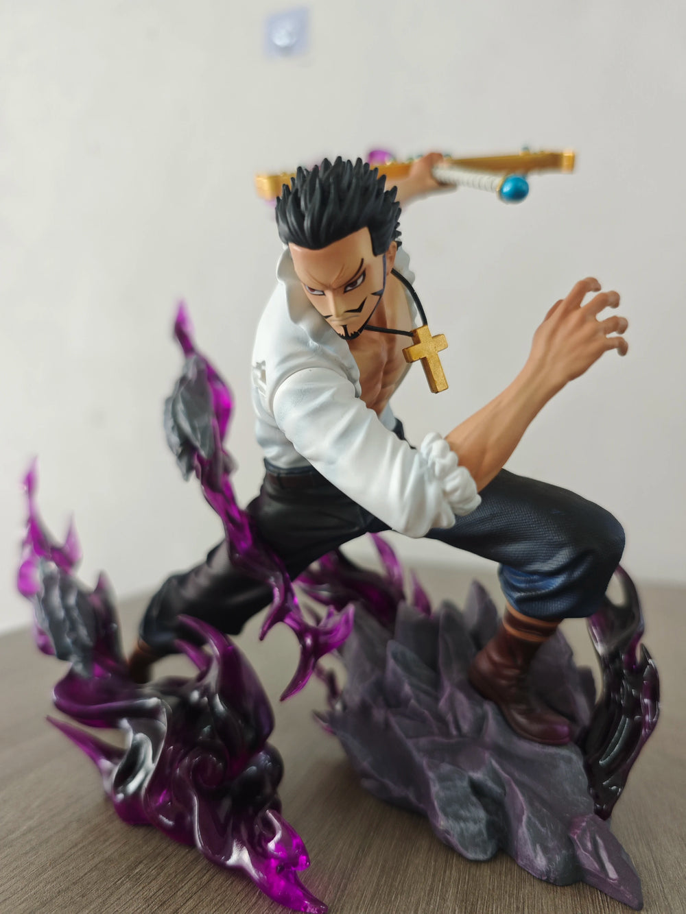 One Piece Dracule Mihawk PVC Action Figure — 23cm Statue 3