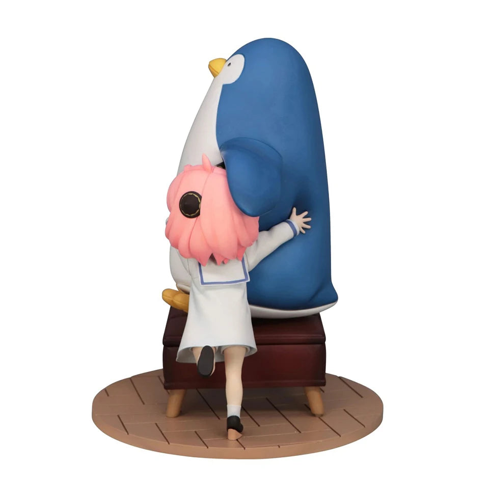 FURYU Exceed Creative Spy Family Anya Forger 19cm PVC Figure