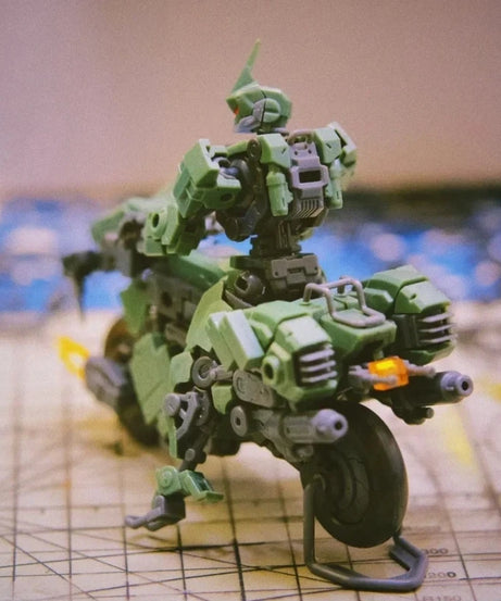 Number 57 1/24 Armored Puppet Hunting Fang Action Figures Assembly Model Kit Transforming Mecha Toy Desktop Ornament Boy Gift