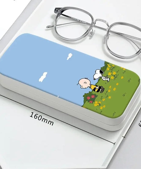 Snoopy Girl Korean Fresh Student Cute Disney Fashion Simple Anti-fall Portable Anti-Stress Folding Glasses Case